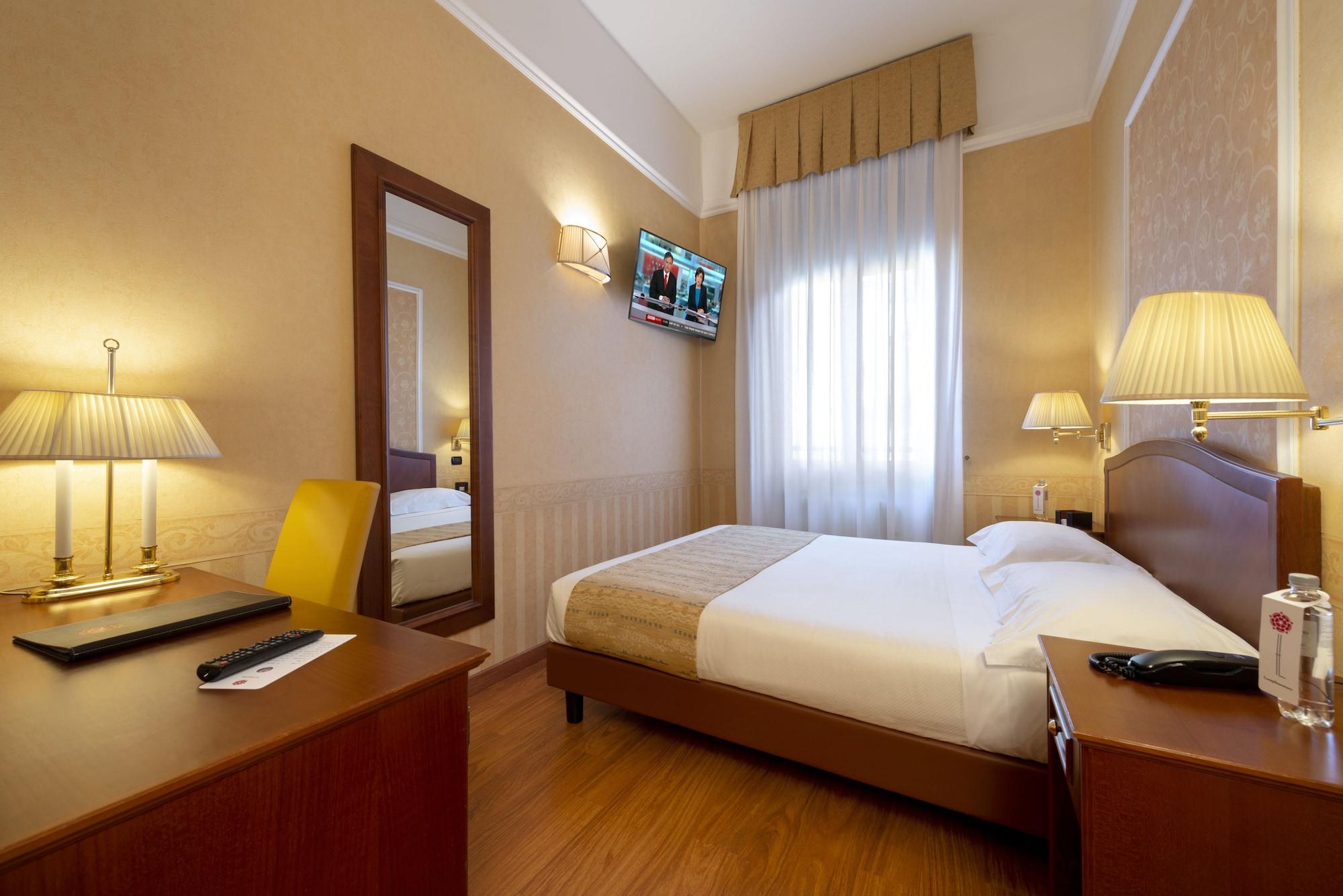 Lancaster Hotel Milano Esterno foto