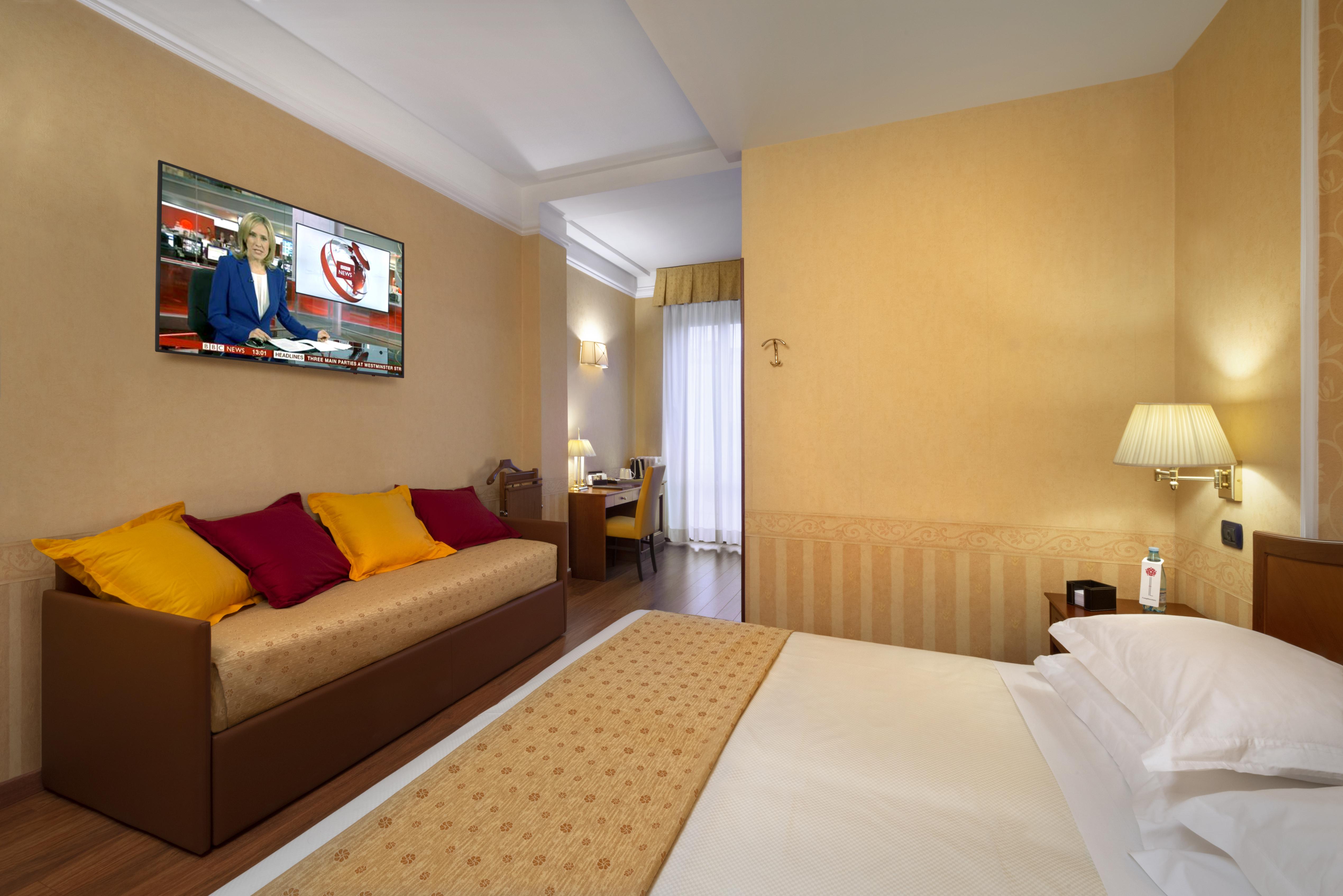 Lancaster Hotel Milano Esterno foto