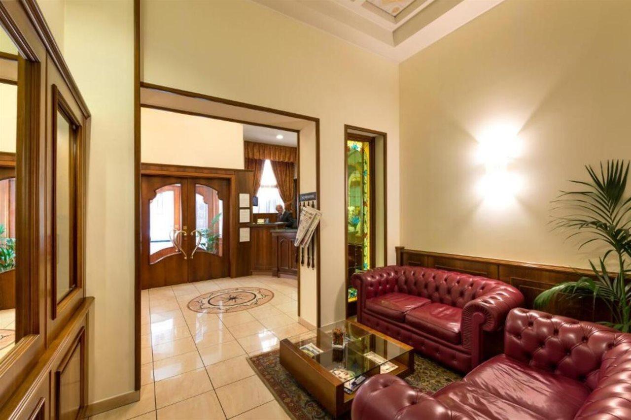 Lancaster Hotel Milano Esterno foto