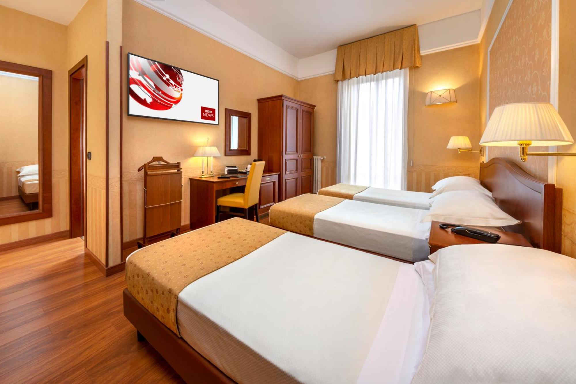 Lancaster Hotel Milano Camera foto